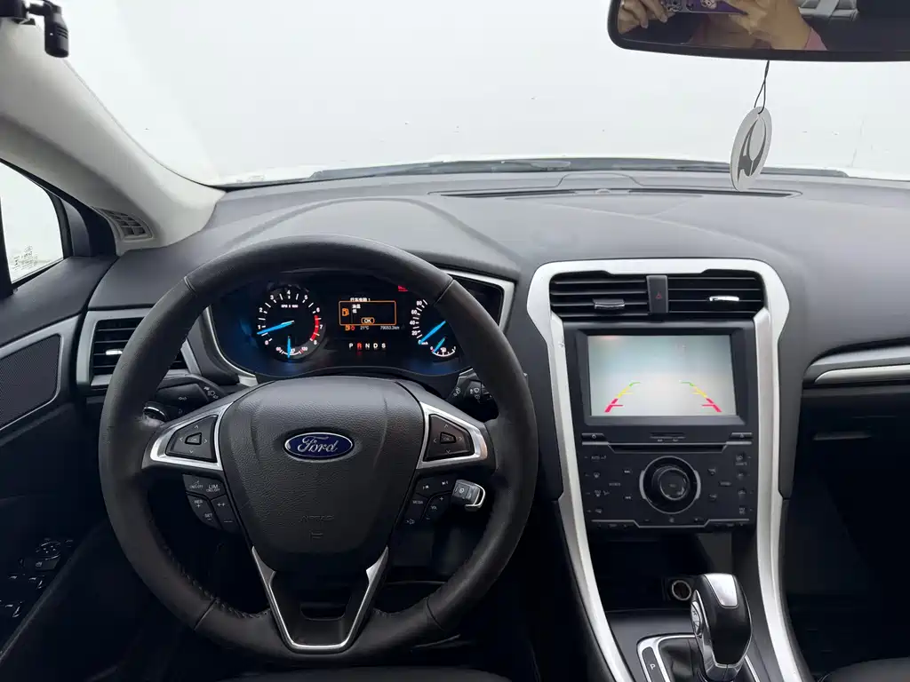 Ford Mondeo — миниатюра 13