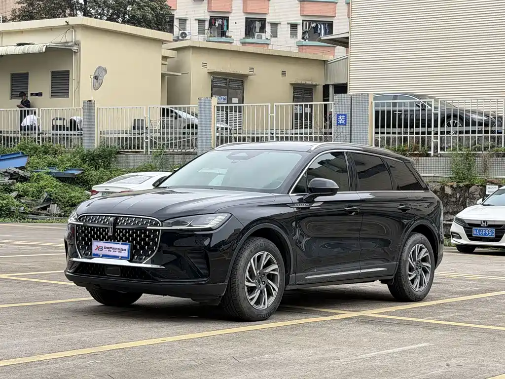 Lincoln Corsair 2023