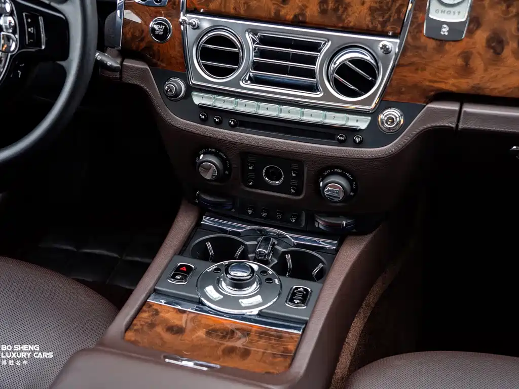 Rolls-Royce Ghost — миниатюра 16