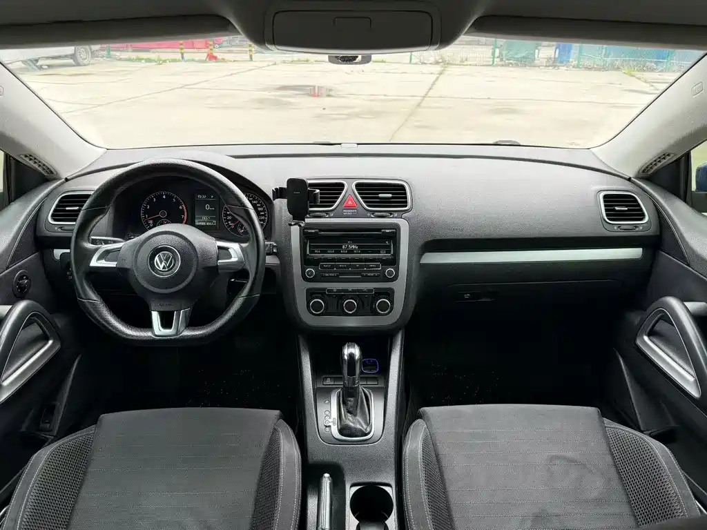 Volkswagen Scirocco — миниатюра 3