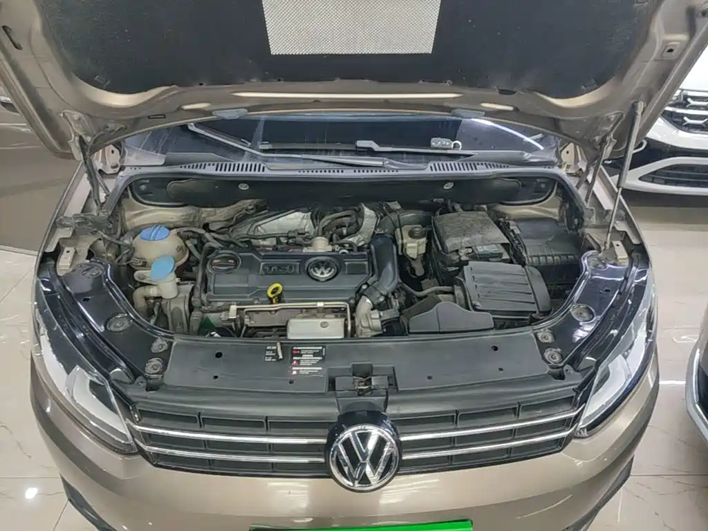 Volkswagen Touran — миниатюра 20