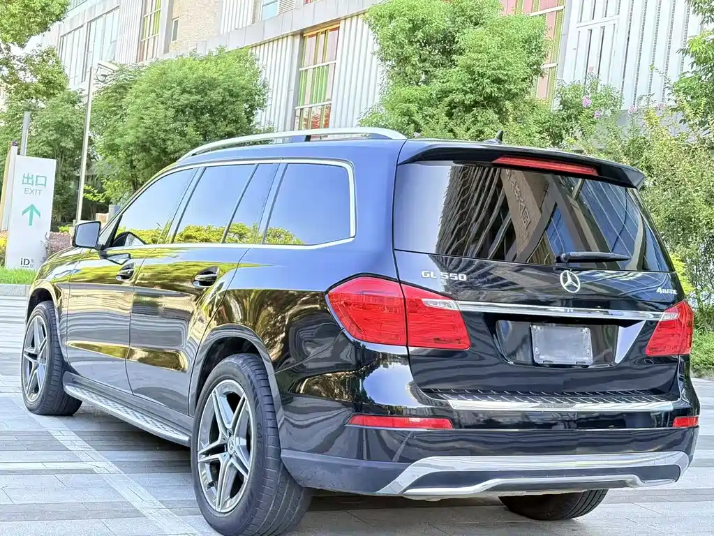 Mercedes-Benz GL-Class — миниатюра 6