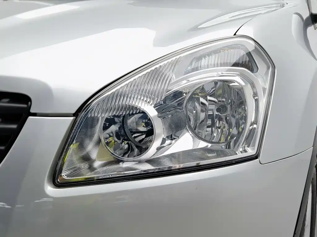 Nissan Qashqai — миниатюра 7