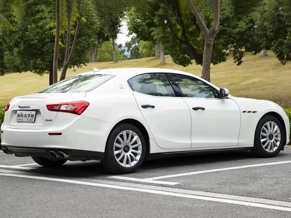 Maserati Ghibli — миниатюра 4