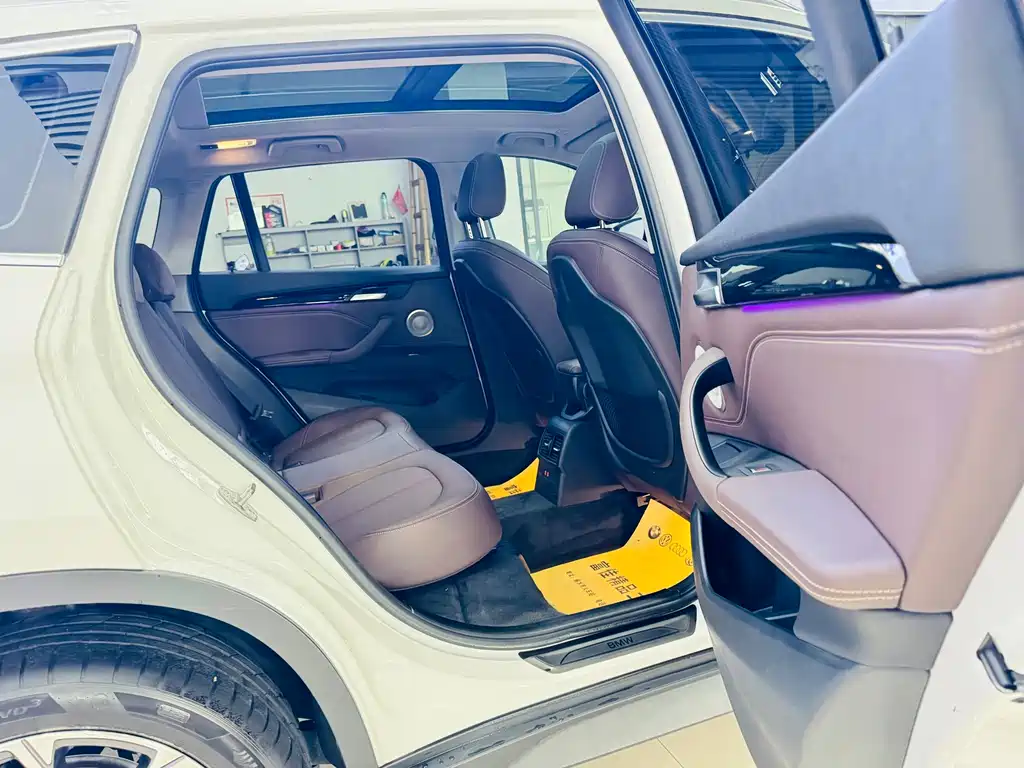 BMW X1 — миниатюра 8