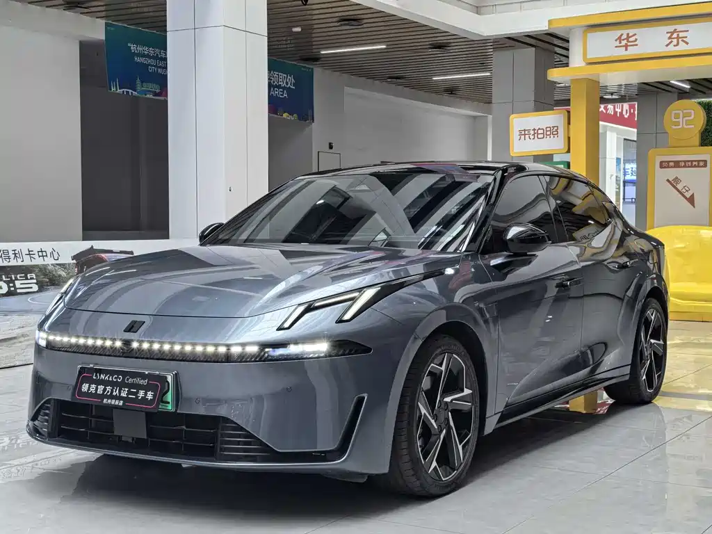 Lynk & Co 07 EM-P 2024