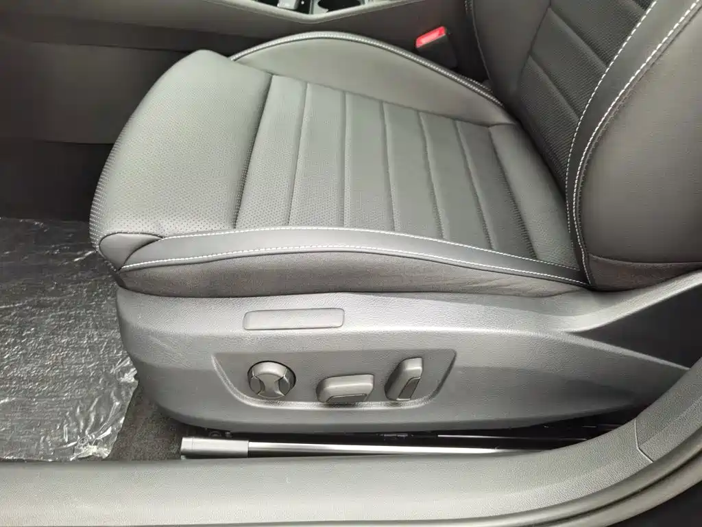 Skoda Superb — миниатюра 20