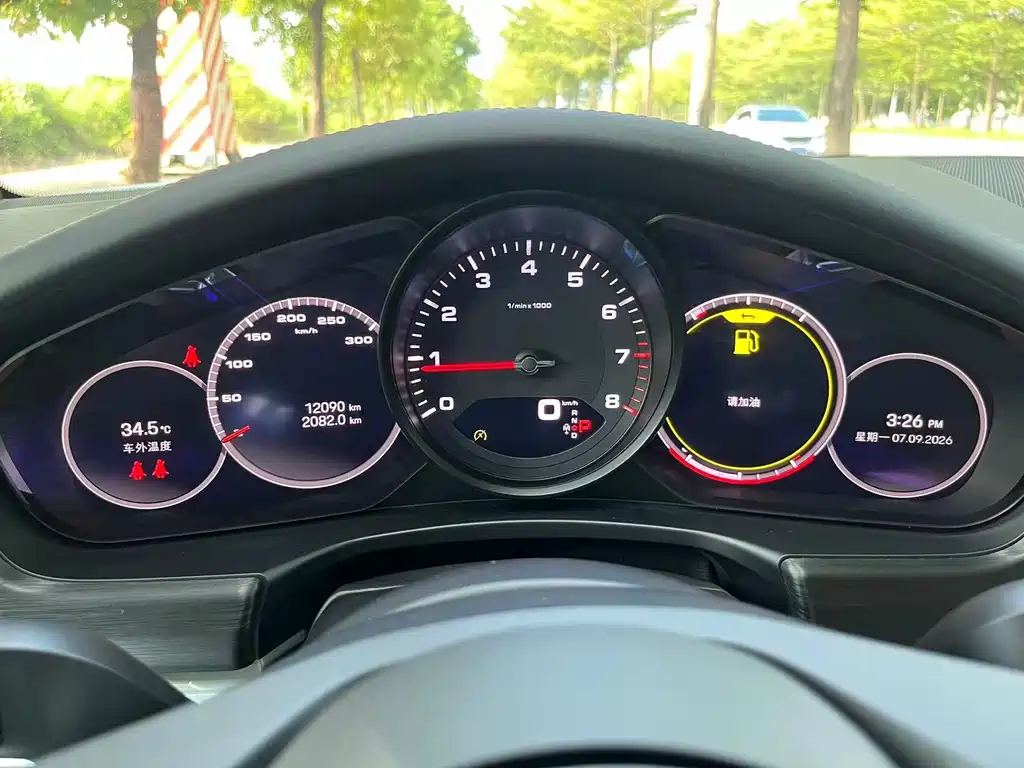 Porsche Panamera — миниатюра 10