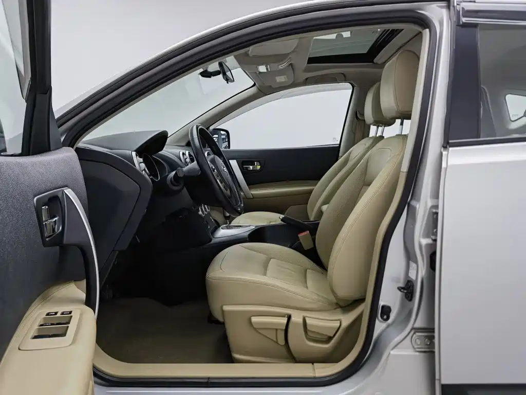 Nissan Qashqai — миниатюра 10