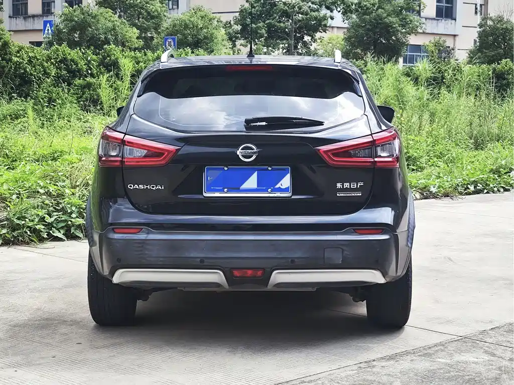 Nissan Qashqai — миниатюра 4