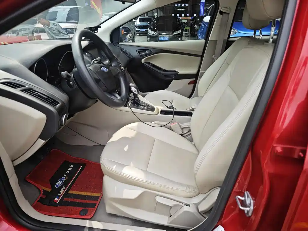 Ford Focus — миниатюра 4