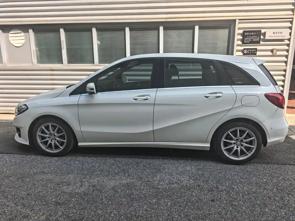 Mercedes-Benz B-Class — миниатюра 3
