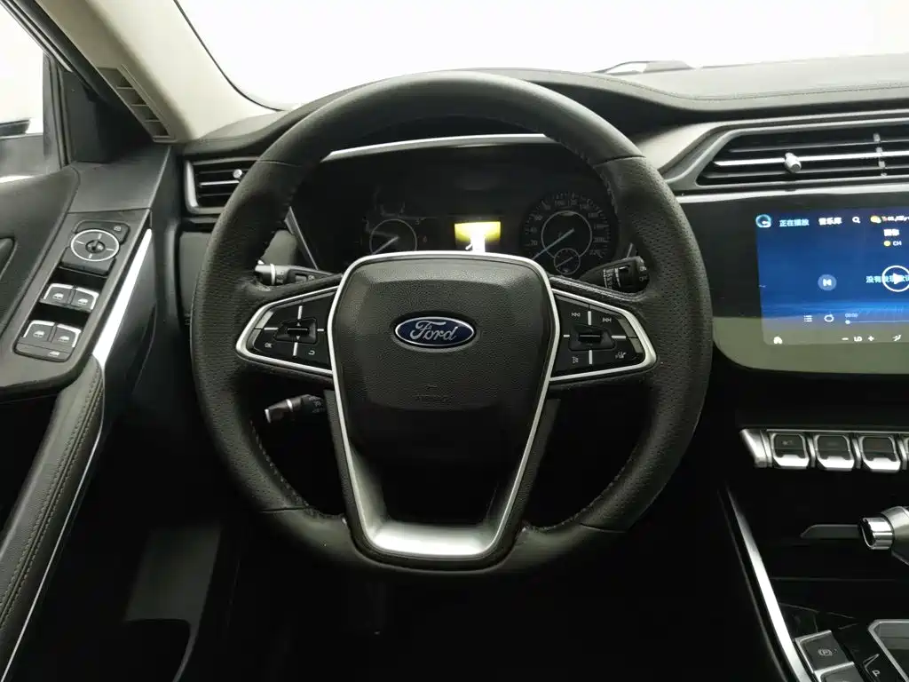Ford Territory — миниатюра 11