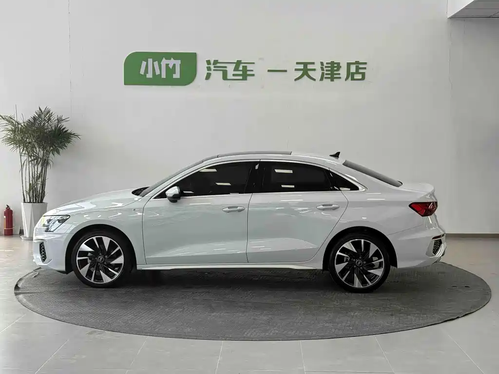 Audi A3 — миниатюра 3