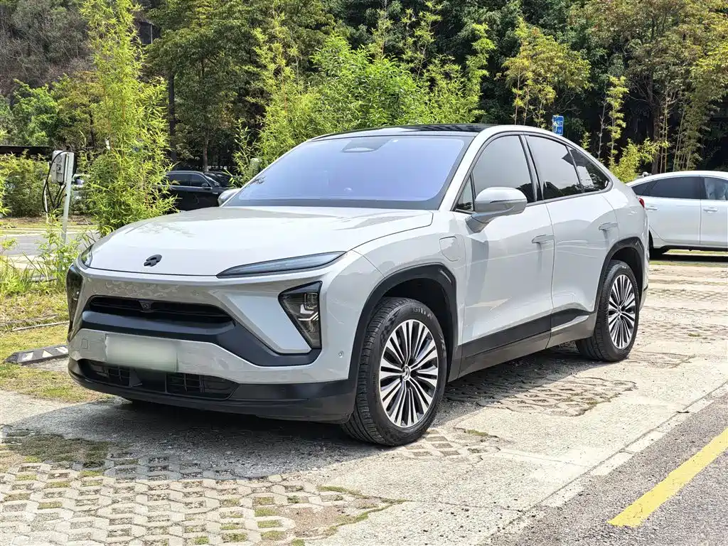 Nio EC6 2021