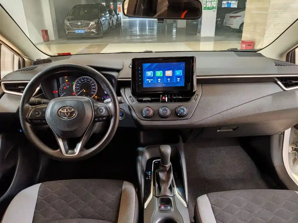Toyota Corolla — миниатюра 10