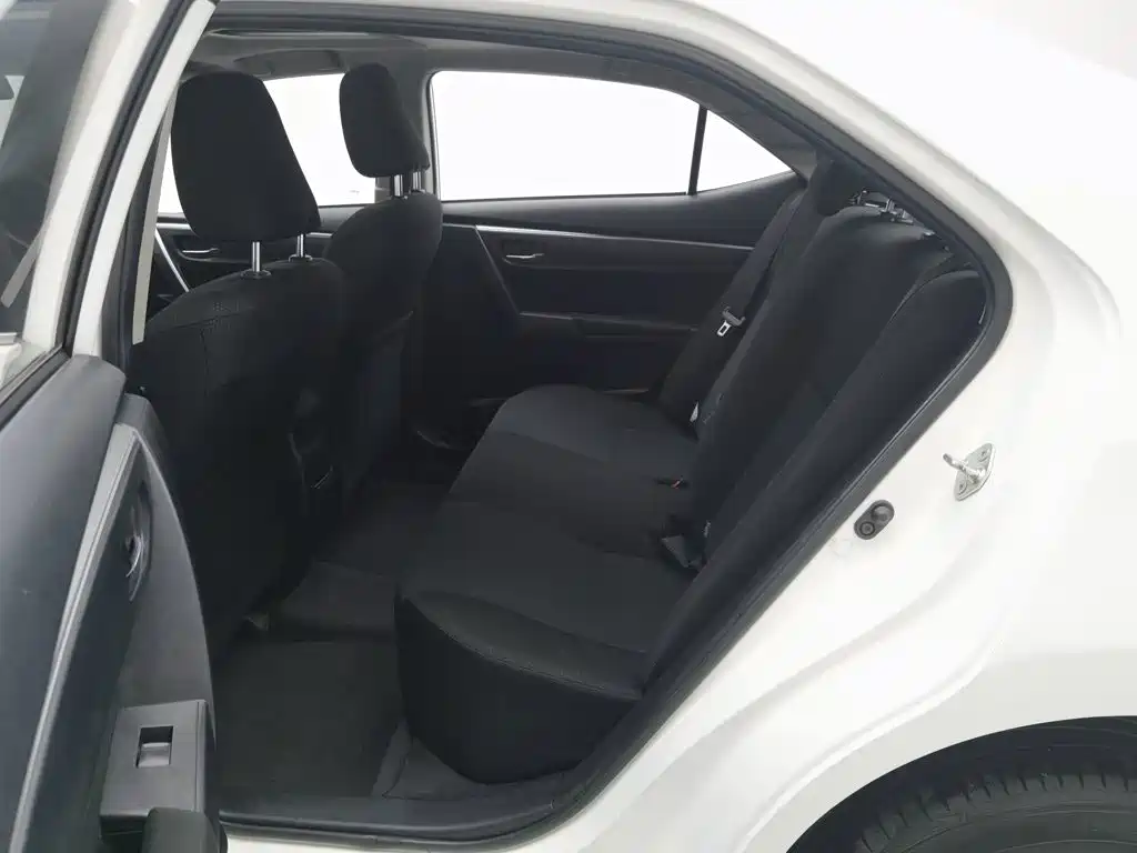 Toyota Corolla — миниатюра 15