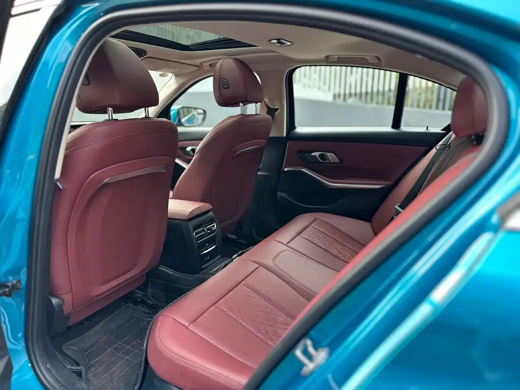 BMW 3 Series — миниатюра 16