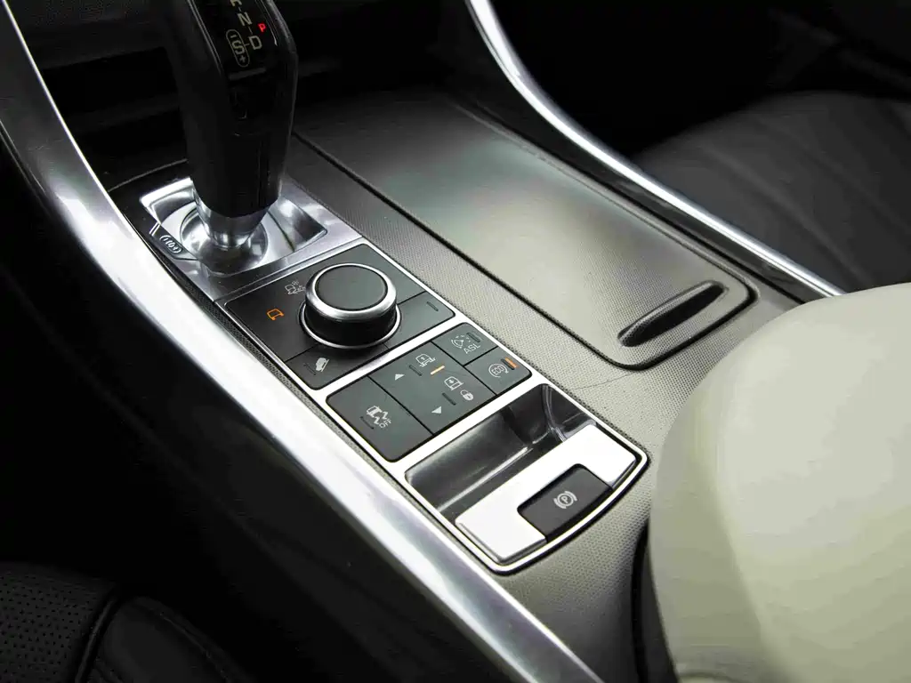 Land Rover Sport — миниатюра 25