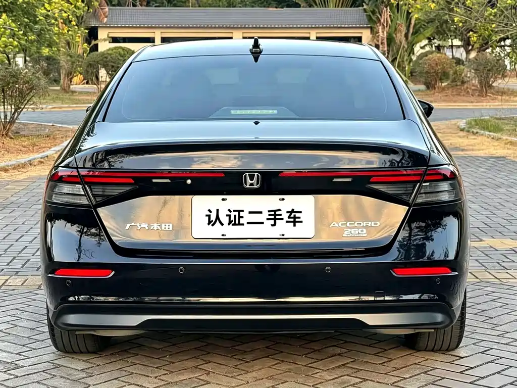 Honda Accord — миниатюра 15