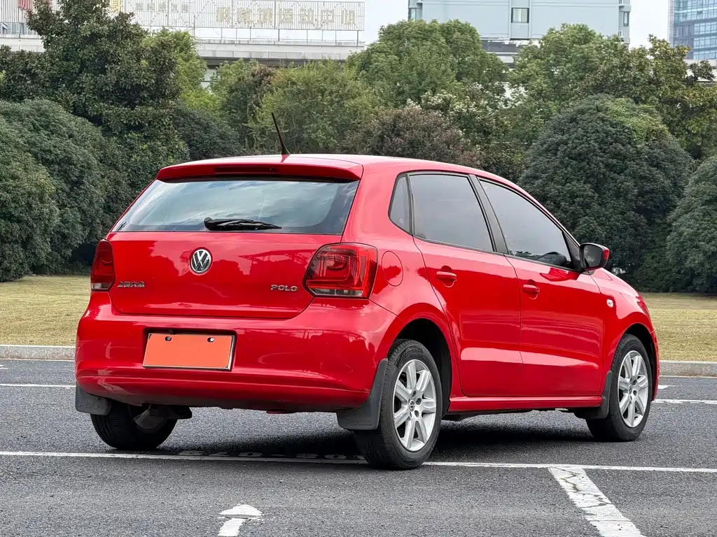 Volkswagen Polo — миниатюра 7