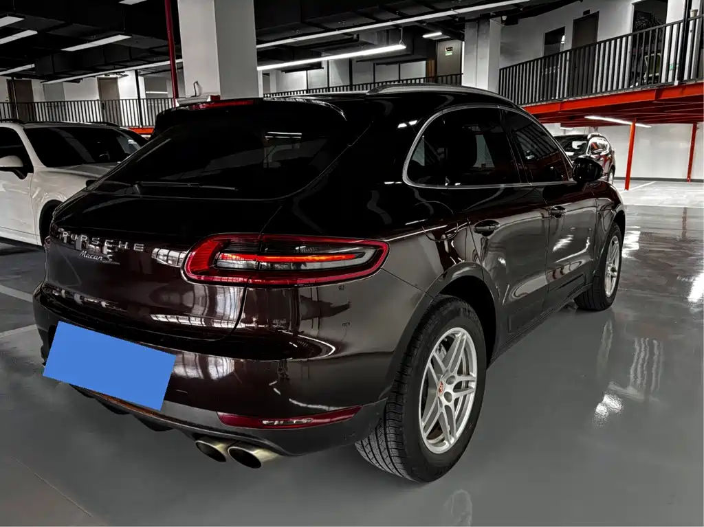 Porsche Macan — миниатюра 16