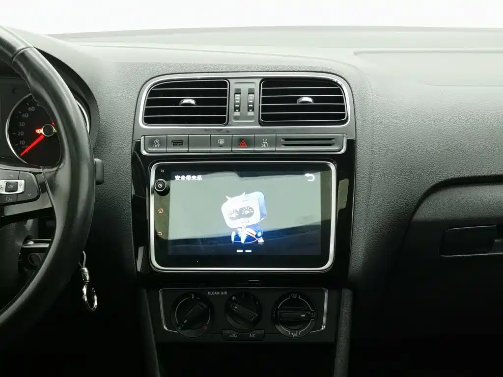 Volkswagen Polo — миниатюра 12