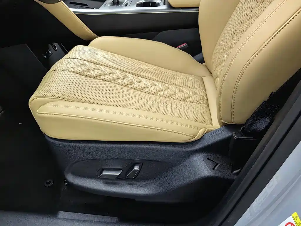 BYD L DM-i — миниатюра 20