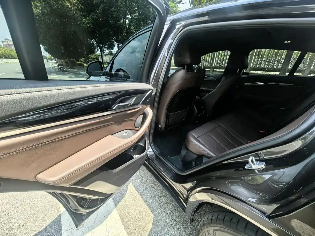BMW X4 — миниатюра 23