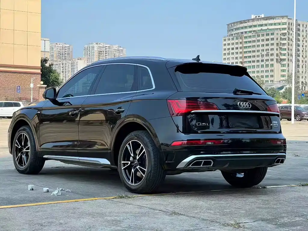 Audi Q5L — миниатюра 7