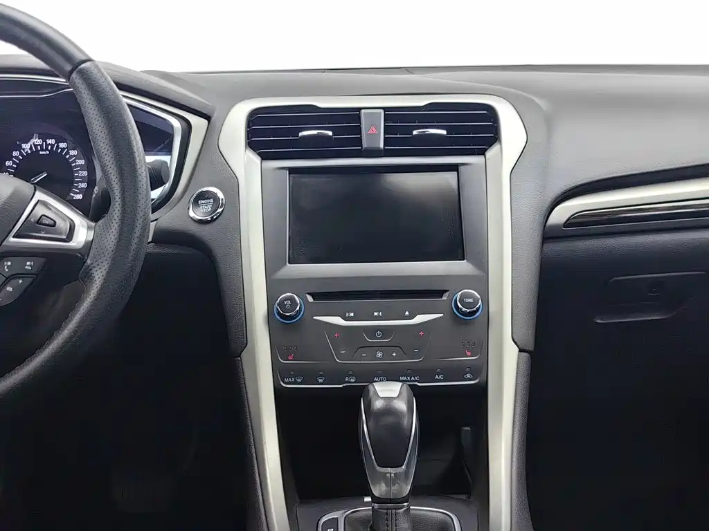 Ford Mondeo — миниатюра 12