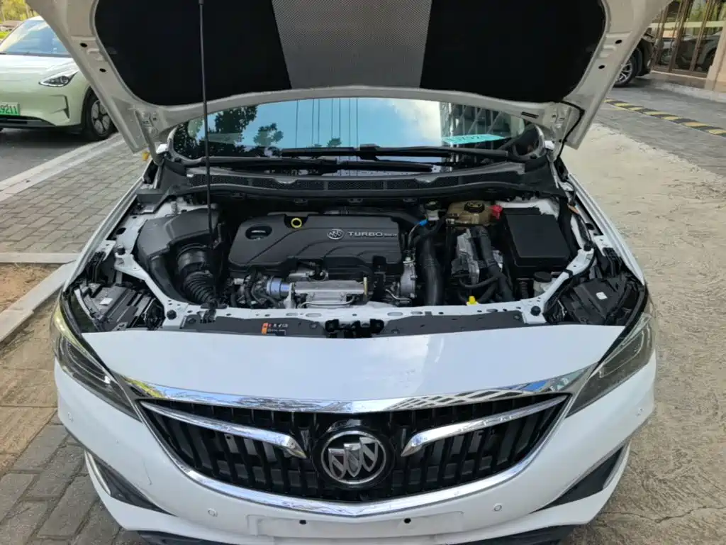 Buick Verano — миниатюра 20