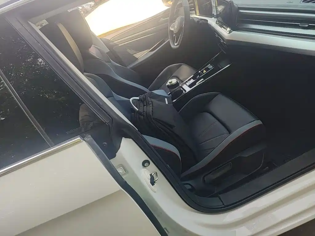 Volkswagen Lamando — миниатюра 25