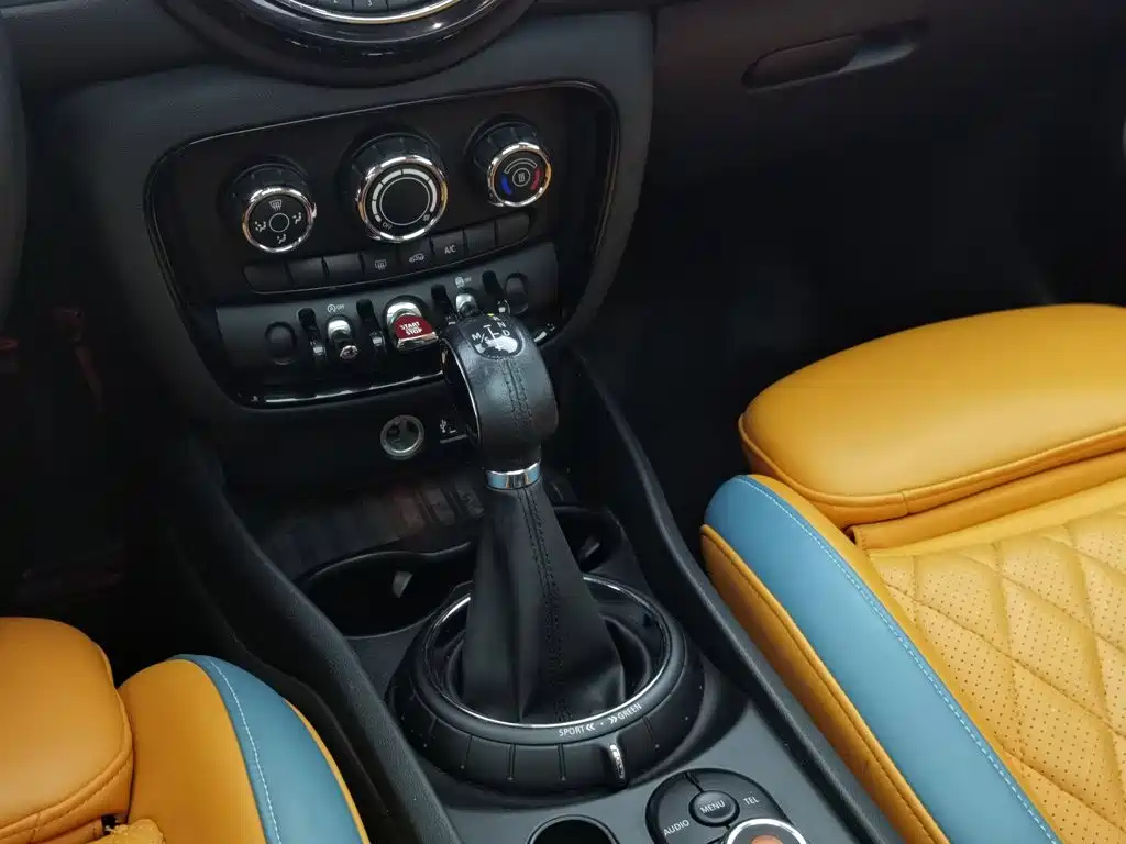 MINI Mini Clubman — миниатюра 13