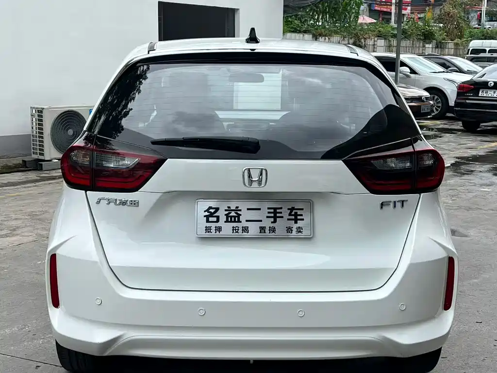 Honda Fit — миниатюра 4