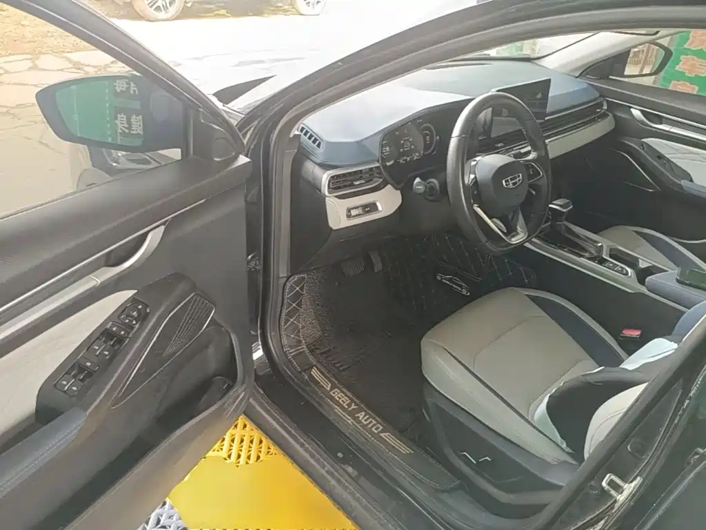 Geely Emgrand — миниатюра 16