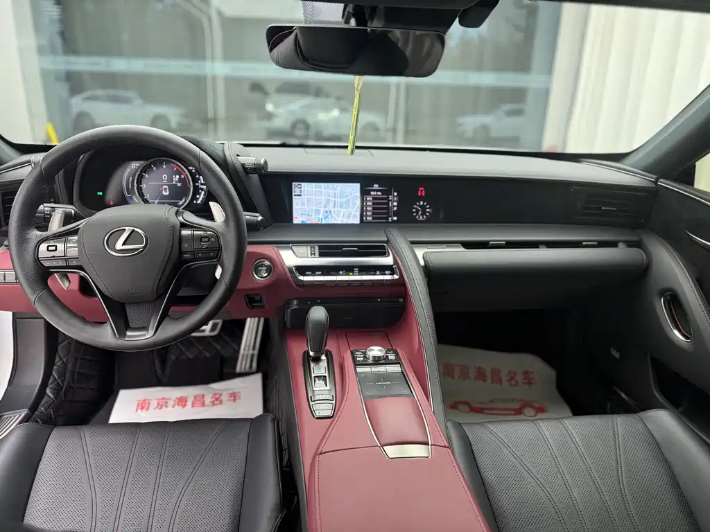 Lexus LC — миниатюра 5