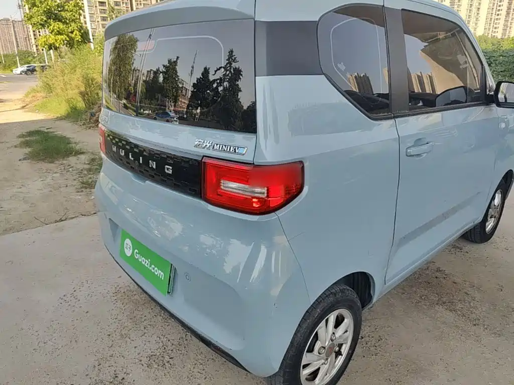 Wuling MINIEV — миниатюра 8