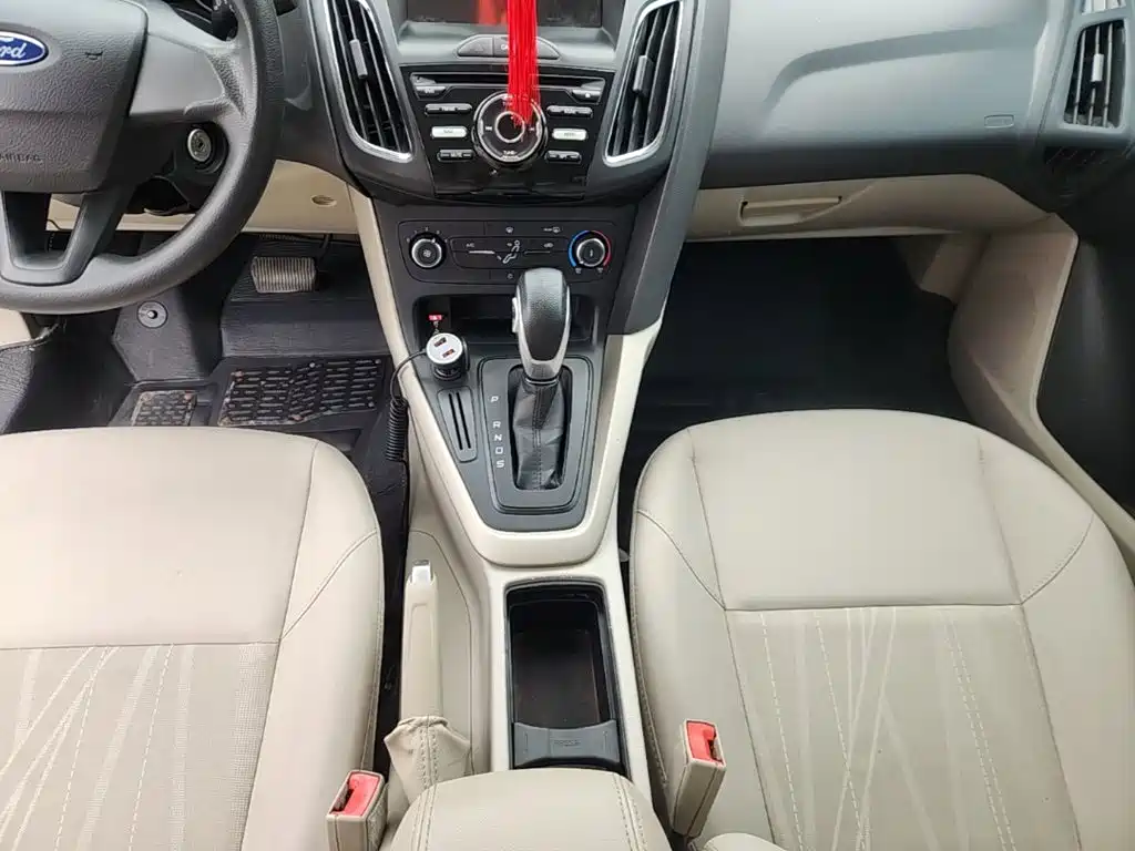 Ford Focus — миниатюра 14
