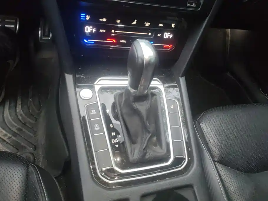 Volkswagen CC — миниатюра 16