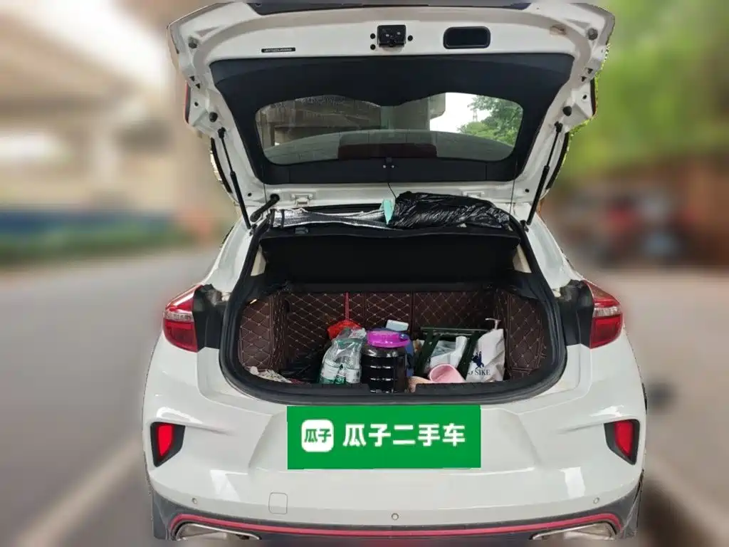 Geely Emgrand GS — миниатюра 15