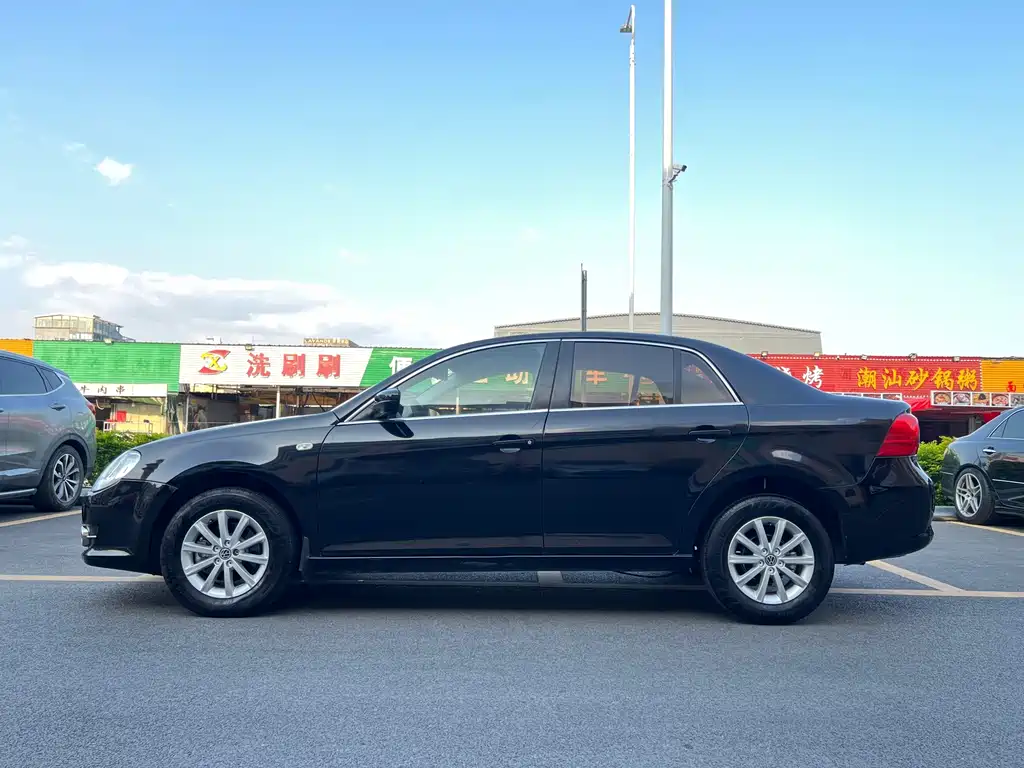 Volkswagen Bora — миниатюра 8