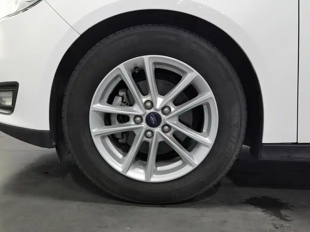 Ford Focus — миниатюра 17