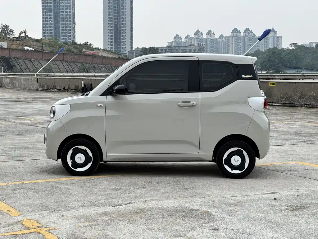 Wuling MINIEV — миниатюра 8
