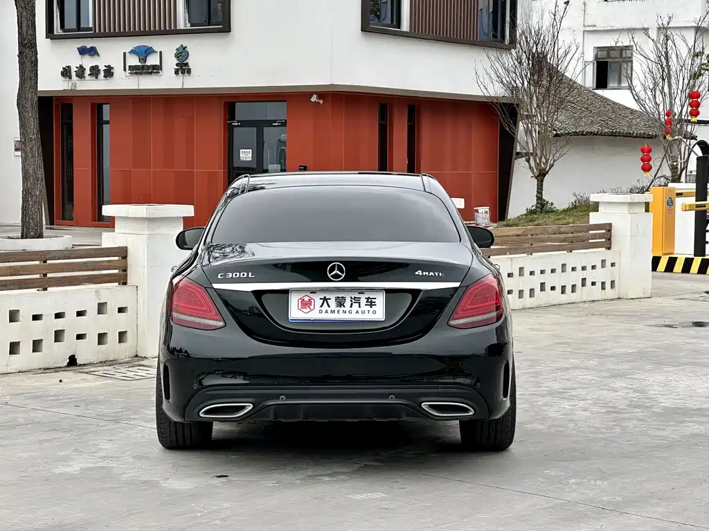 MERCEDES-BENZ C CLASS
