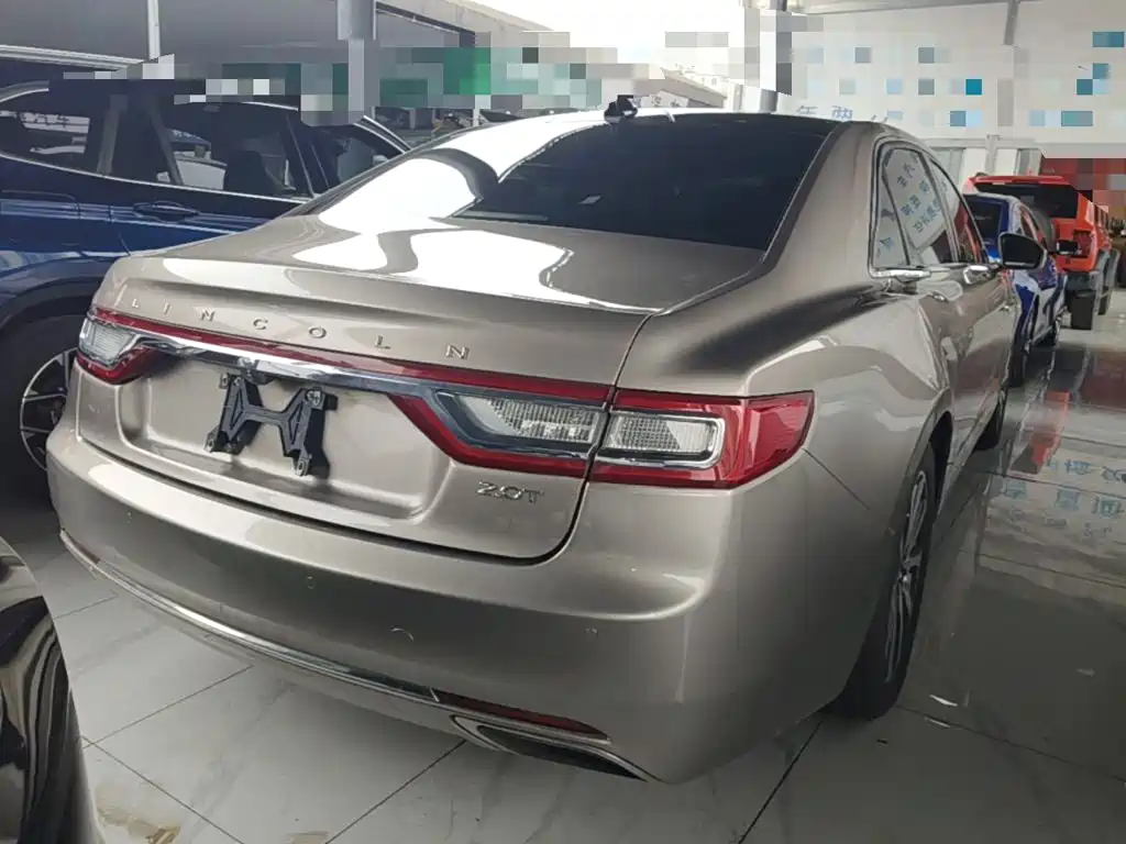 Lincoln Continental — миниатюра 7