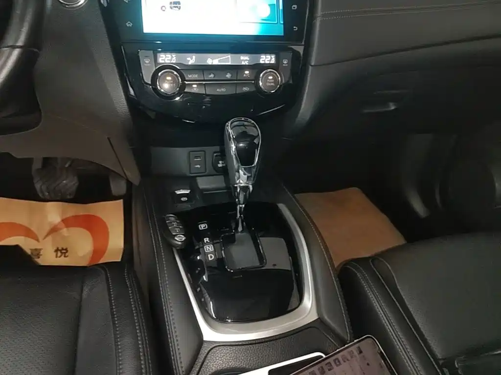 Nissan X-Trail — миниатюра 14