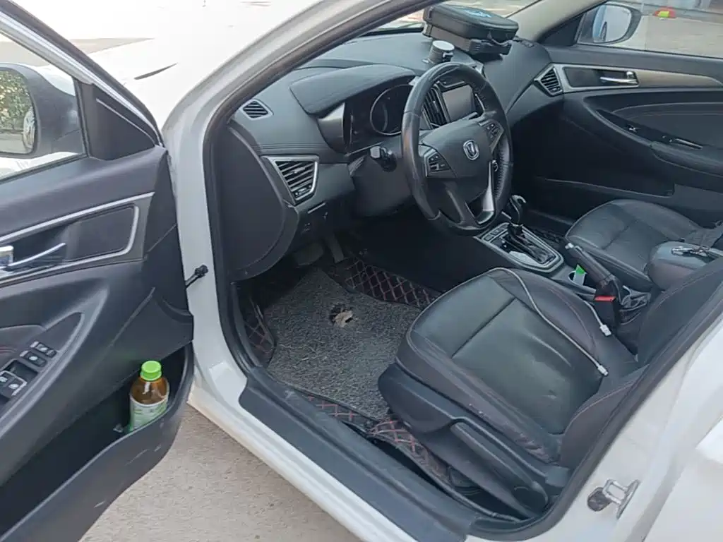 Changan Eado — миниатюра 16