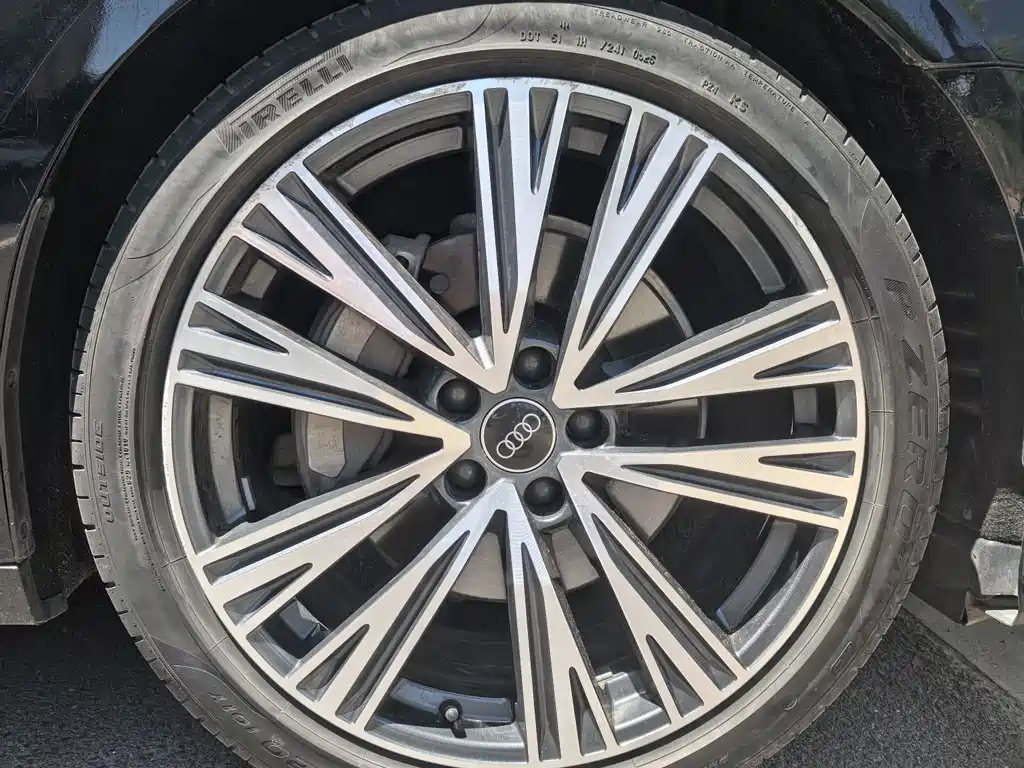 Audi A6L 2023 45 TFSI quattro Premium