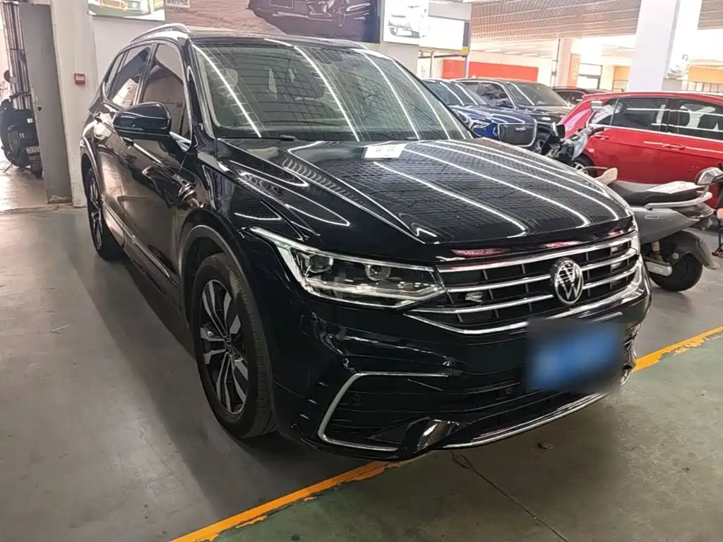 Volkswagen Tiguan L — миниатюра 4